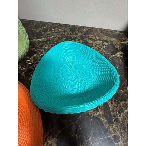 Vintage Plastic Weave Picnic Plates Lot Of 4 By Recline - Picture 7 of 9